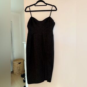 Black Sweetheart Knee-Length Slip Dress